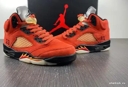 Mars 5 Retro DD9336-800 Jordan DD9336-800 on Dunk 0421
